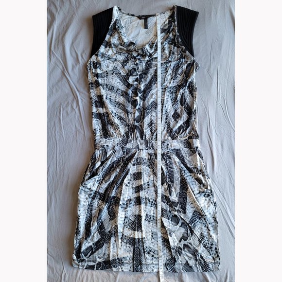 NWOT BCBGMaxAzria Python Print Drop Waist Dress (XS) - Picture 8 of 9
